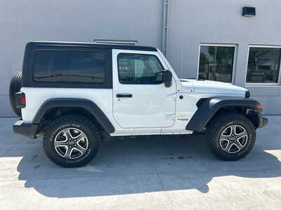 2020 Jeep Wrangler, $19990. Photo 8