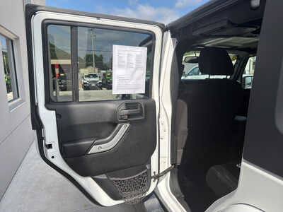 2018 Jeep Wrangler, $20990. Photo 12