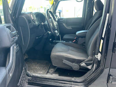 2016 Jeep Wrangler Unlimited, $18990. Photo 12
