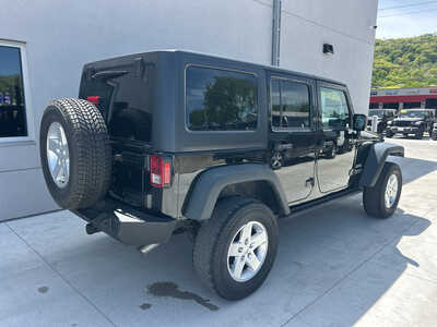 2016 Jeep Wrangler Unlimited, $18990. Photo 7