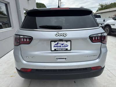 2025 Jeep Compass, $23950. Photo 5