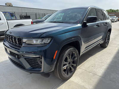 2026 Jeep Grand Cherokee, $48630. Photo 3