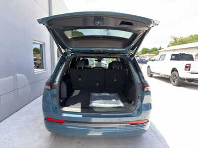 2026 Jeep Grand Cherokee, $48630. Photo 11