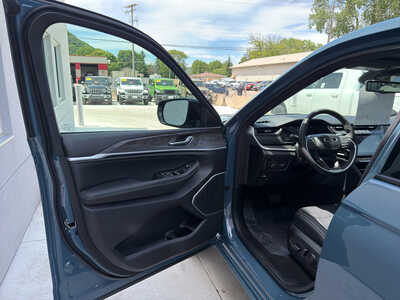 2026 Jeep Grand Cherokee, $48630. Photo 12
