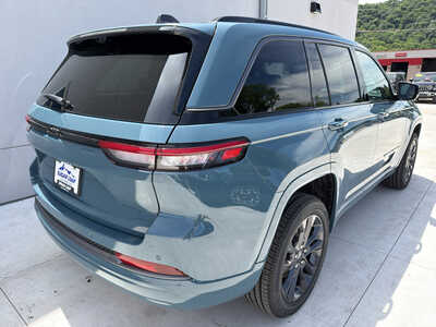 2026 Jeep Grand Cherokee, $48630. Photo 6