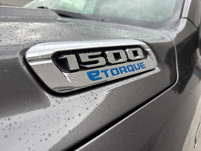 2026 RAM 1500 Crew Cab, $58895. Photo 10