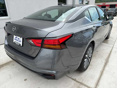 2025 Nissan Altima, $19950. Photo 5