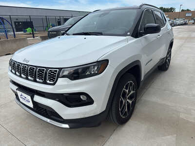2025 Jeep Compass, $23950. Photo 3
