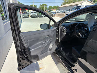 2025 Nissan Versa, $17450. Photo 10