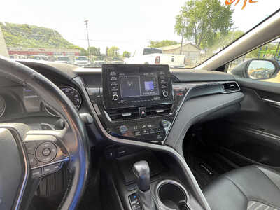2021 Toyota Camry, $16990. Photo 4