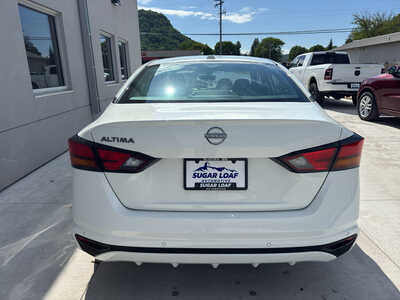2025 Nissan Altima, $19950. Photo 5