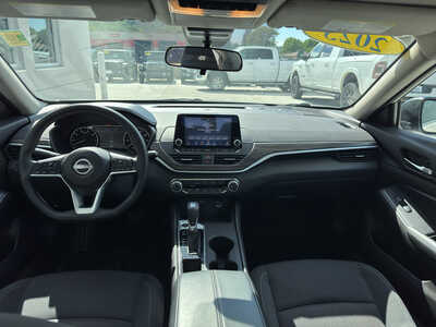 2025 Nissan Altima, $19950. Photo 9