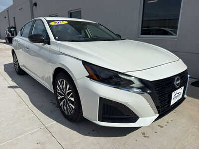 2025 Nissan Altima, $19950. Photo 1