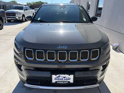 2024 Jeep Compass, $22990. Photo 2