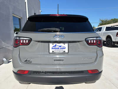 2024 Jeep Compass, $22990. Photo 5