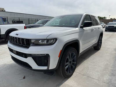 2026 Jeep Grand Cherokee, $47130. Photo 3