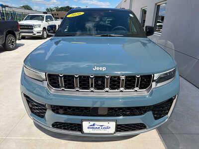 2026 Jeep Grand Cherokee, $56815. Photo 2