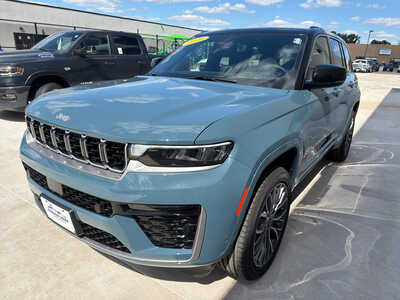 2026 Jeep Grand Cherokee, $56815. Photo 3