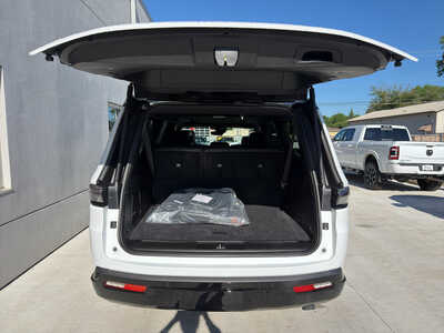 2026 Jeep Grand Wagoneer, $81980. Photo 9