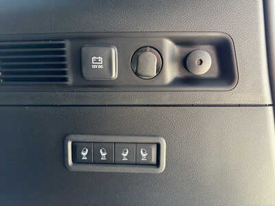 2026 Jeep Grand Wagoneer, $71580. Photo 12