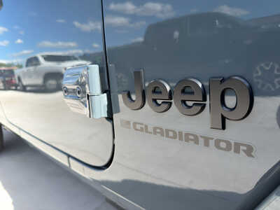 2026 Jeep Gladiator, $44885. Photo 10