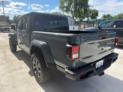 2026 Jeep Gladiator, $44885. Photo 4