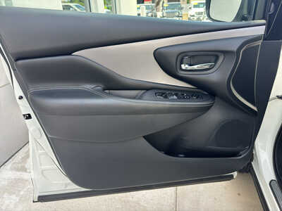 2023 Nissan Murano, $23990. Photo 10