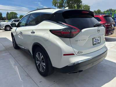 2023 Nissan Murano, $23990. Photo 4