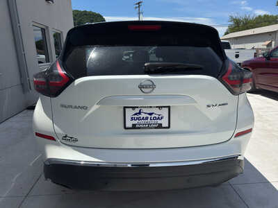2023 Nissan Murano, $23990. Photo 5