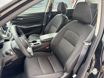 2025 Nissan Altima, $19950. Photo 12