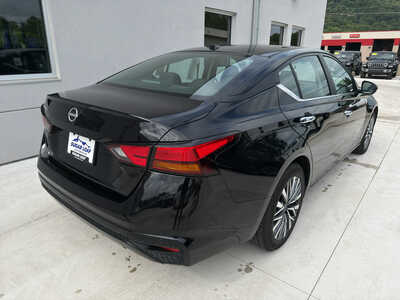 2025 Nissan Altima, $19950. Photo 6