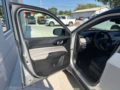 2025 Jeep Compass, $23950. Photo 10