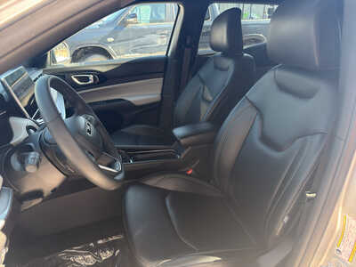 2025 Jeep Compass, $23950. Photo 12