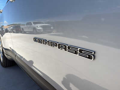 2025 Jeep Compass, $23950. Photo 9