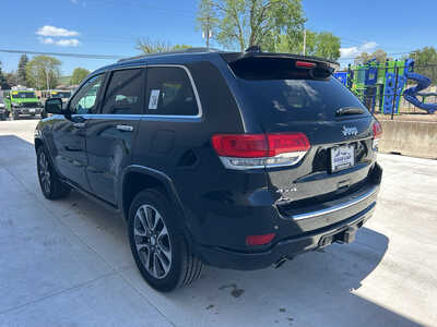 2017 Jeep Grand Cherokee, $16990. Photo 4