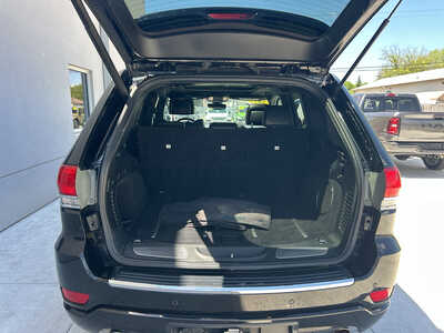2017 Jeep Grand Cherokee, $16990. Photo 6