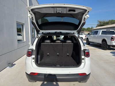 2025 Jeep Compass, $23950. Photo 10