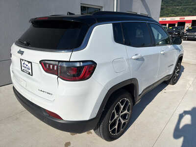 2025 Jeep Compass, $23950. Photo 6