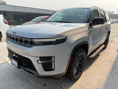 2026 Jeep Grand Wagoneer, $74705. Photo 3