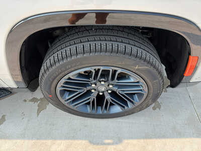 2026 Jeep Grand Wagoneer, $74705. Photo 8