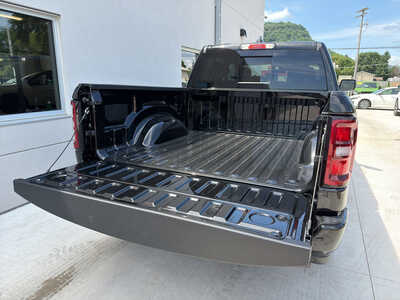 2026 RAM 1500 Crew Cab, $45405. Photo 8