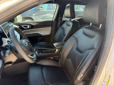 2025 Jeep Compass, $23950. Photo 12
