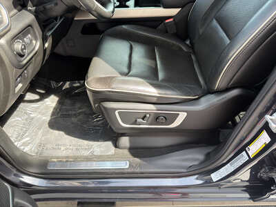 2019 RAM 1500 Crew Cab, $24950. Photo 12