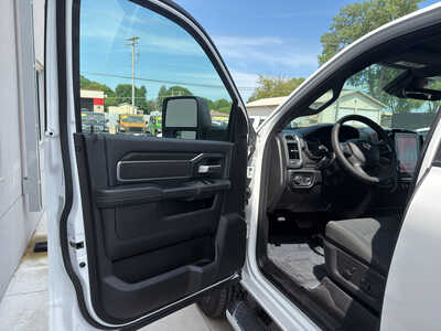 2026 RAM 2500 Crew Cab, $46750. Photo 11