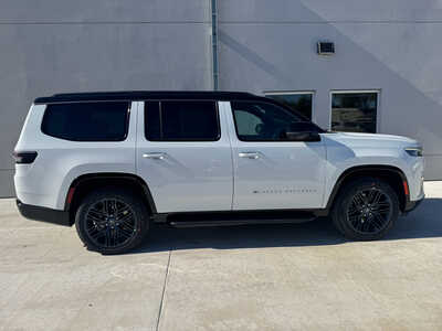 2026 Jeep Grand Wagoneer, $74010. Photo 7