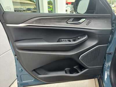 2026 Jeep Grand Cherokee L, $45905. Photo 10