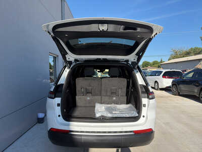 2026 Jeep Grand Cherokee L, $44381. Photo 11