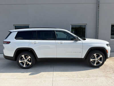 2026 Jeep Grand Cherokee L, $45035. Photo 6