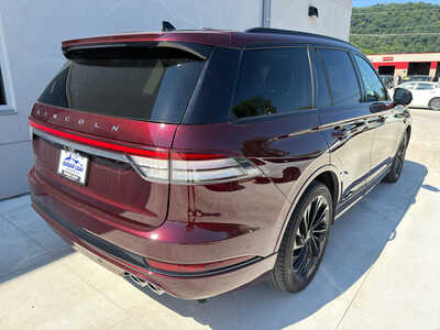 2022 Lincoln Aviator, $44990. Photo 6
