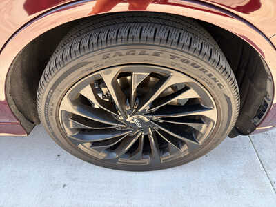 2022 Lincoln Aviator, $44990. Photo 8